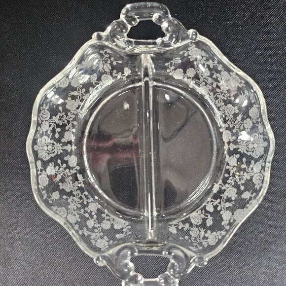 Elegant Cambridge "Rose Point" Etched Floral Divided 2 Part Dish Circa 1934-1958 - Picture 2 of 9